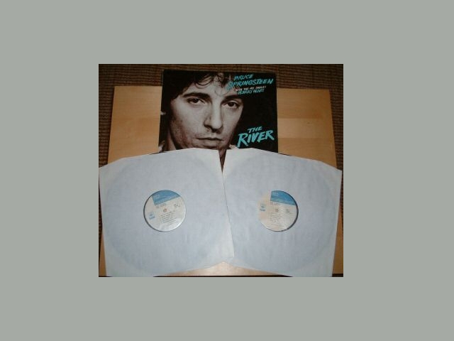 Bruce Springsteen - THE RIVER